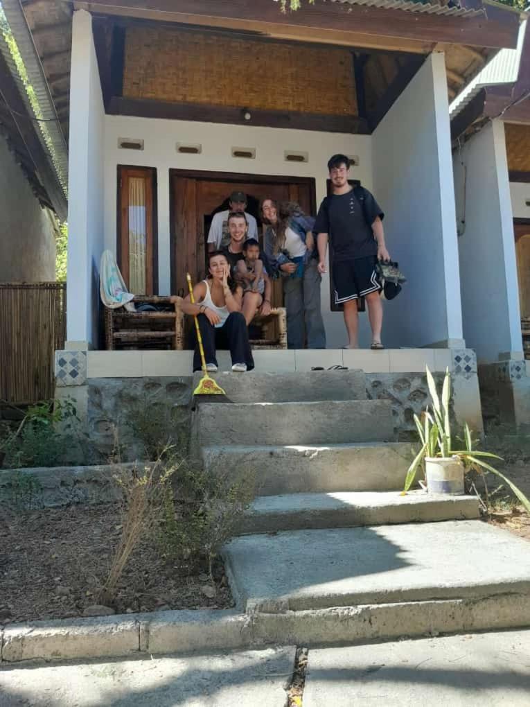 Diki Bungalow Kuta  Zewnętrze zdjęcie